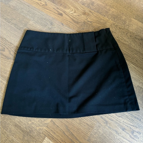 Aritzia Sundays Best Mini Skirt - Picture 2 of 2